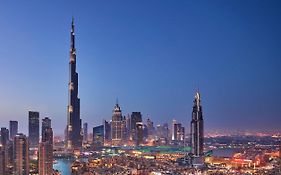 Vacation Stay Near Adcb Metro & Sharaf Dg Metro Stations